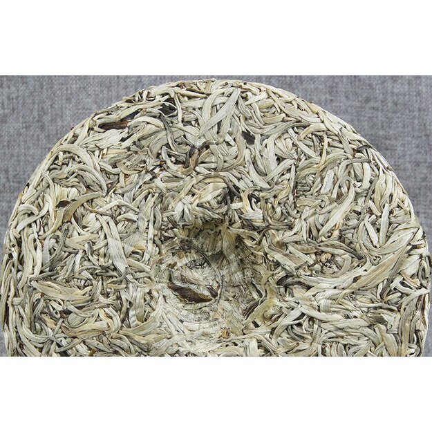 SILVER NEEDLE (BAIHAO YINZHEN / 2020, 2018 m.) baltoji arbata (357 g.)