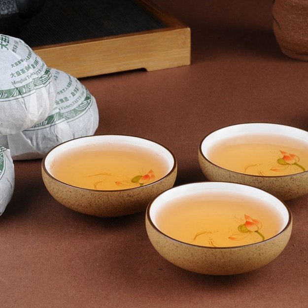 Raw Pu-Erh (Menghai Classic: DAYI / 2010, 2011 m.) arbata (100 g.)