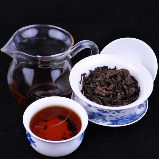 Ripe Pu-Erh (Menghai Classic: WEI ZUI YAN / 2013 m.) arbata (357 g.)