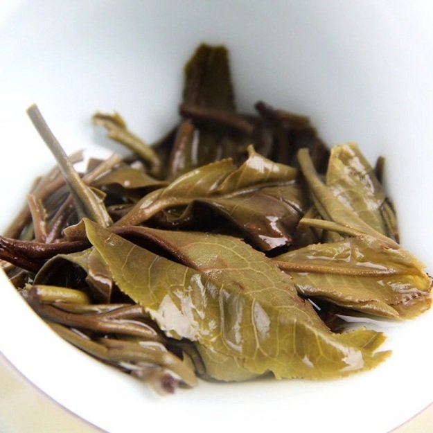 Raw Pu-Erh (PHOENIX NEST/ 2021 m.) arbata (357 g.)