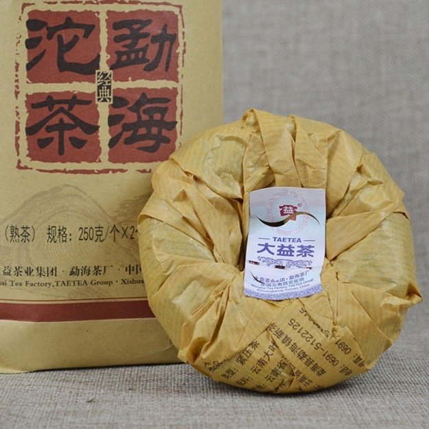 Ripe Pu-Erh (Menghai Classic: DAYI / 2015 m.) arbata (250 g.)