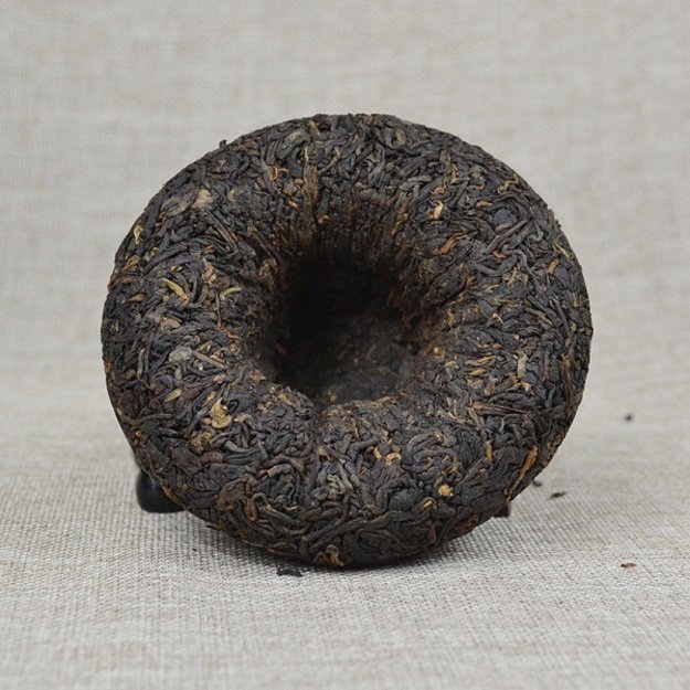 Ripe Pu-Erh (Menghai Classic: DAYI / 2015 m.) arbata (250 g.)