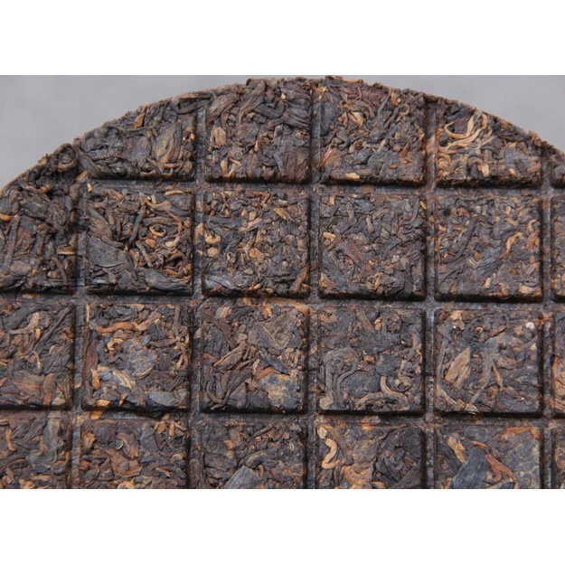 Ripe Pu-Erh (IRON BUD / 2016 m.) arbata (188 g.)