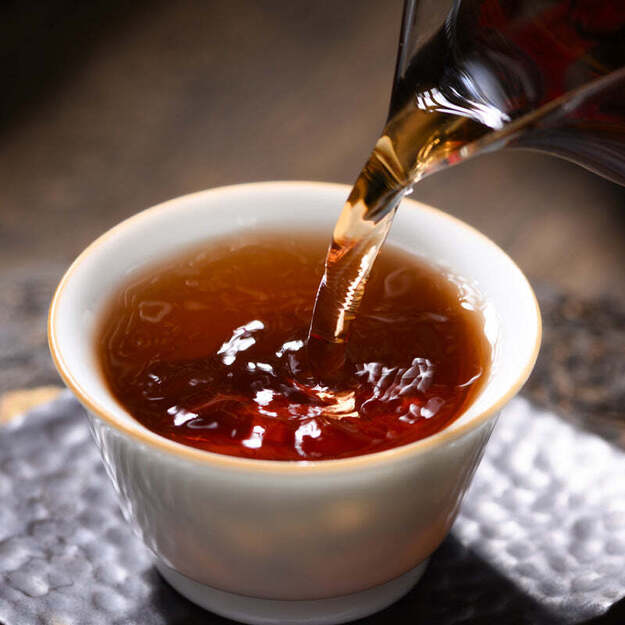 Ripe Pu-Erh (su APELSINO ŽIEVELE / 2024 m.) arbata (357 g.)