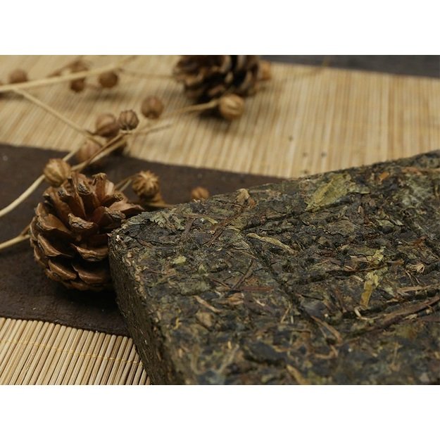 AN HUA (HEI ZHUAN / 2019 m.) juodoji arbata (400 g.)