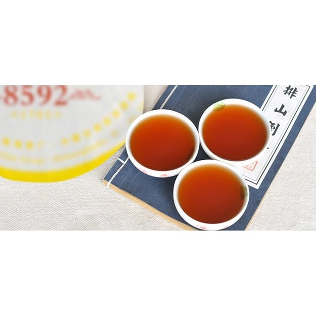 Ripe Pu-Erh (Menghai Classic: 8592 / 2018 m.) arbata (357 g.)