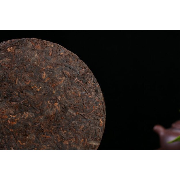 Ripe Pu-Erh (TONG QING HAO / 2024 m.) arbata (357 g.)
