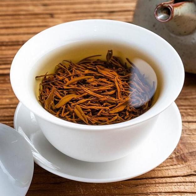 LAPSANG SOUCHONG (NERŪKYTA) juodoji arbata (250 g.)