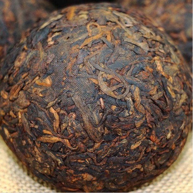 Ripe Pu-Erh (LONG RUI / 2014 m.) arbata (100 g.)