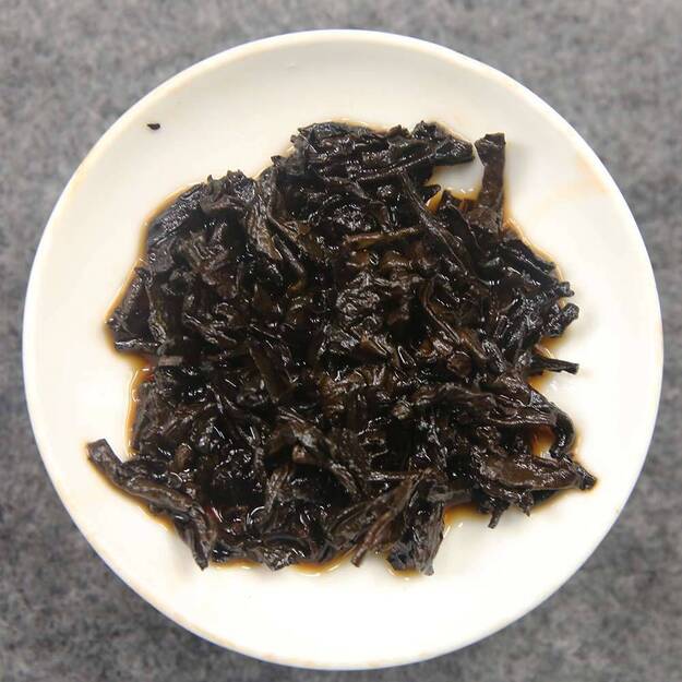 Ripe Pu-Erh (BULANG MOUTAIN / 2013 m.) arbata (250 g.)