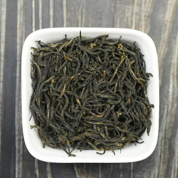 JIN JUN MEI juodoji arbata (250 g.)