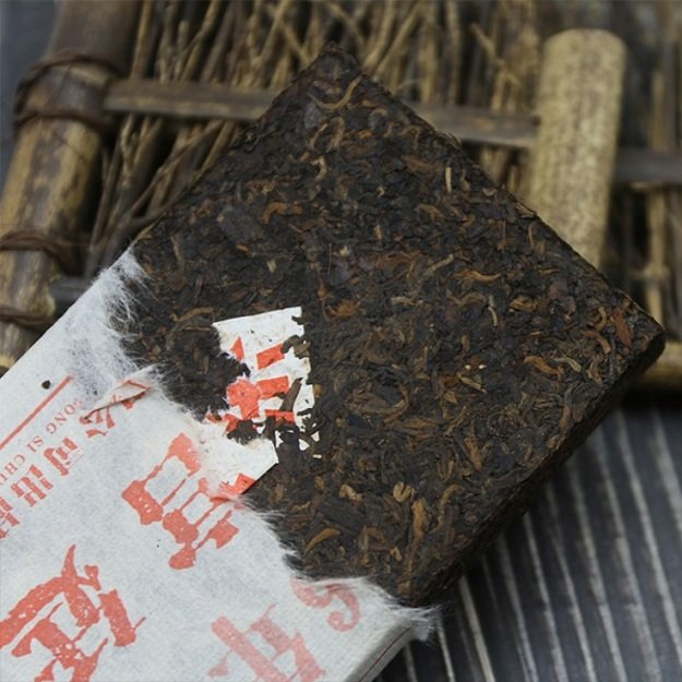 Ripe Pu-Erh (BULANG MOUTAIN / 2006 m.) arbata (250 g.)