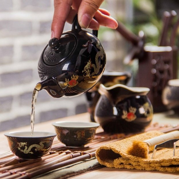 Porcelianinis KUNG FU arbatinukas (180 ml)